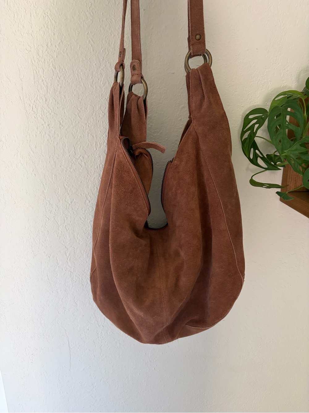 Roma suede tote
